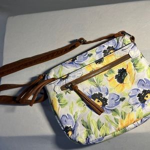 Bueno Women’s Soft Adjustable Flower Crossbody  Handbag